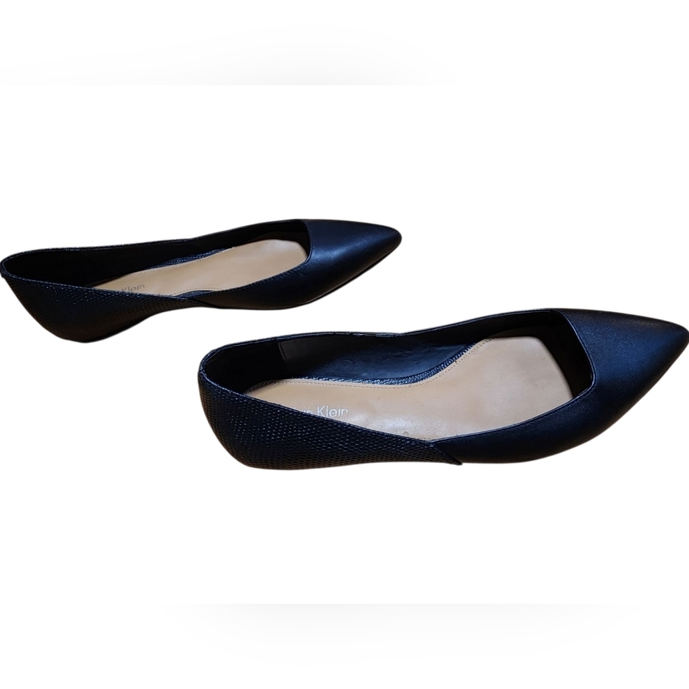 ​Calvin Klein Black Pointed-Toe Flats Size 6 1/2 M - Picture 5 of 8